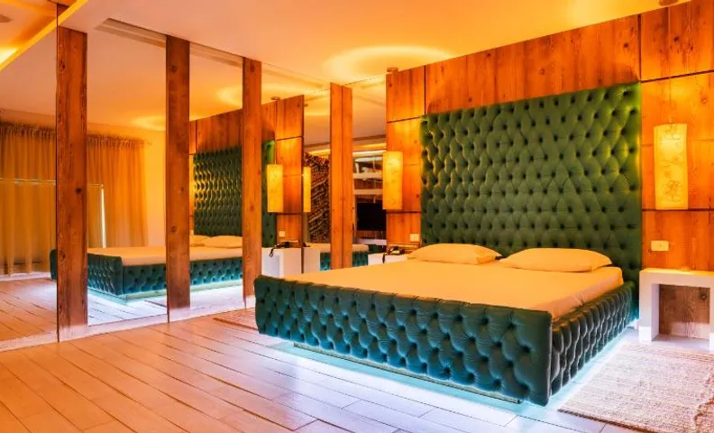 Gran Motel Dubai by Drops