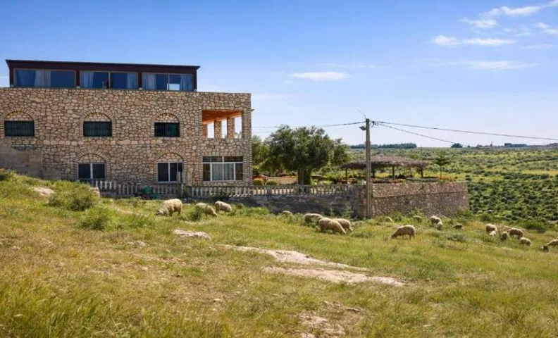 Dar Ratnana