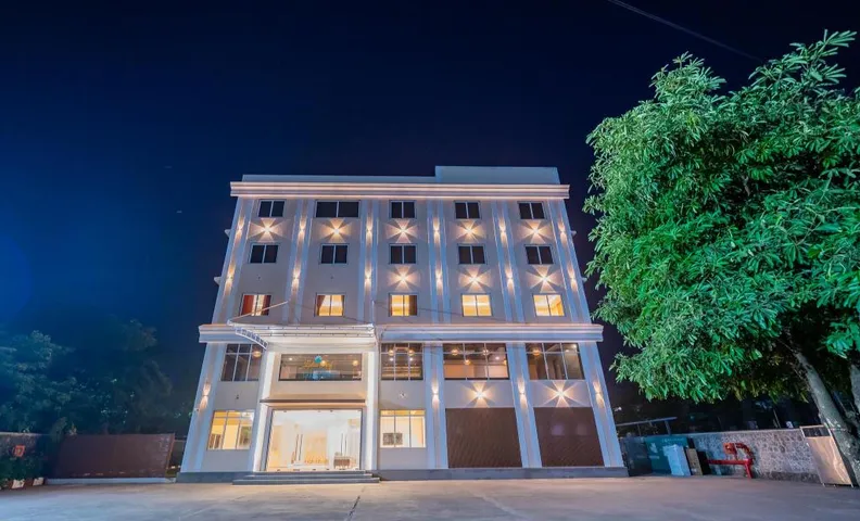 Lotus Leaf Boutique Hotel