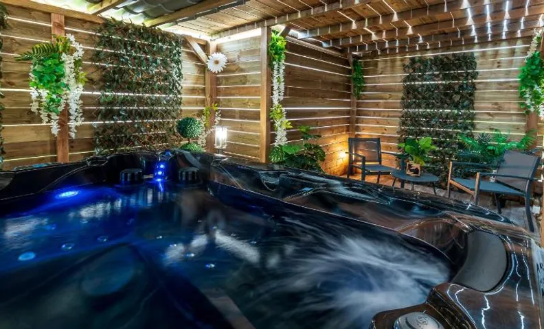 Suite SPAtio - Jacuzzi Privé - 20min Disneyland PARIS