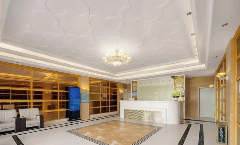 Century Seaview Hotel