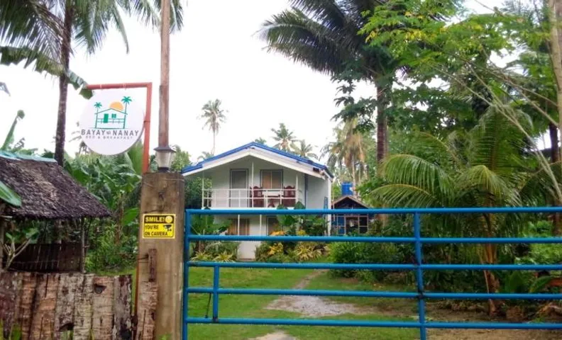 Bayay ni Nanay Bed & Breakfast in Magpupungko Beach Road
