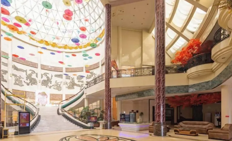 Dongfang Hotel