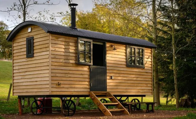 Cosy Shepherds Hut Getaway in East Lothian