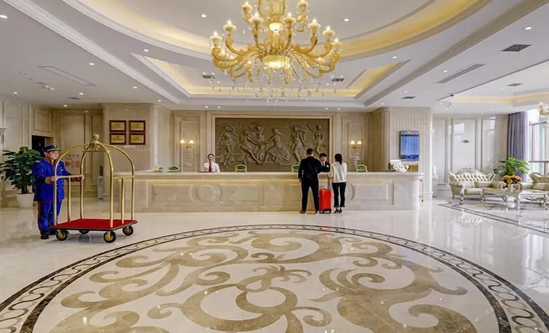 Vienna Hotel (Nanchang County Chengbi Lake)
