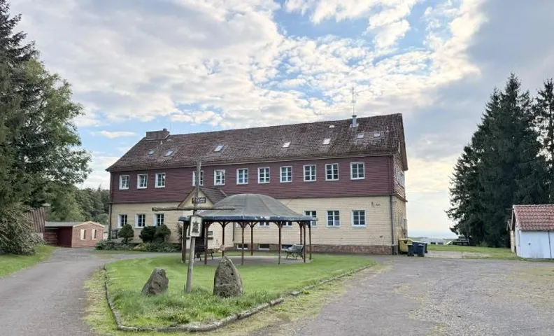 Knüll Camp Guest Lodging