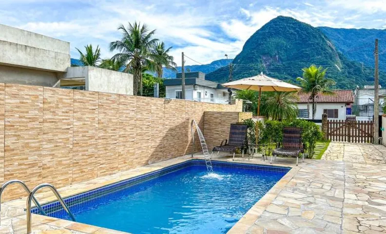 Otima casa com WiFi e churrasqueira em Bertioga SP