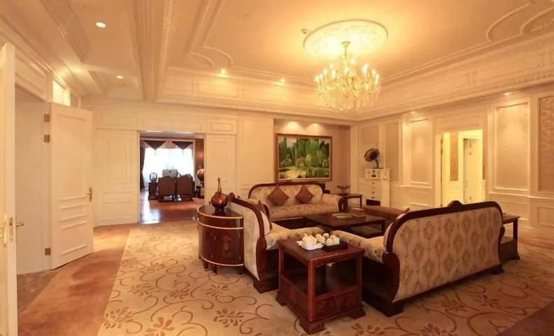 Avanna Hotel