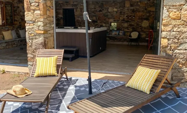 Maison enchanteresse à Santo-Pietro-di-Tenda avec jacuzzi