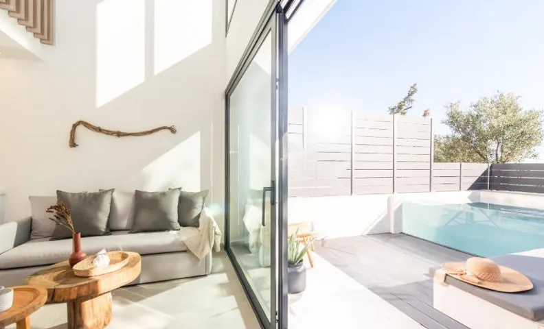Serene Villas Halkidiki - Cfront private pool