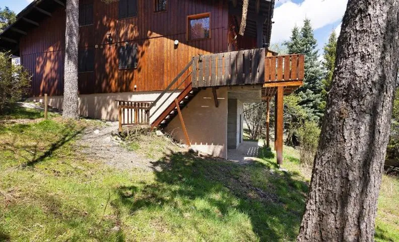 Petit chalet mitoyen Pyrénées 2000