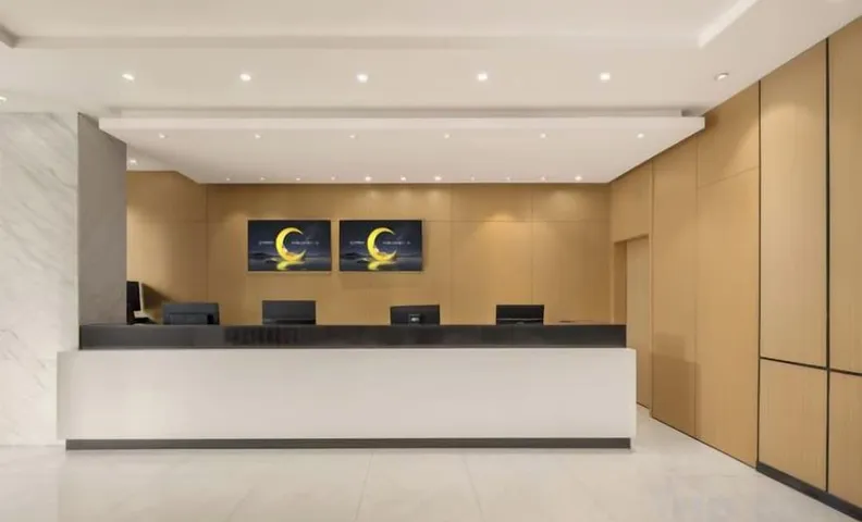 City Comfort Inn Hotel (Liuzhou Wuxing Pedestrian Street Yintai City)