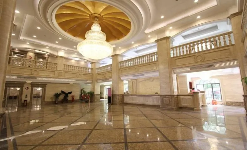 Guangning Overseas Chinese Hotel