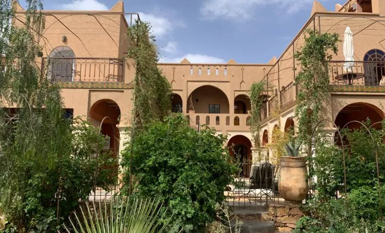 RIAD CHANT D'ETOILES tadighoust