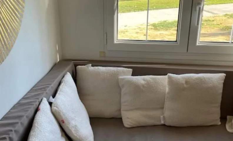 TINY HOUSE