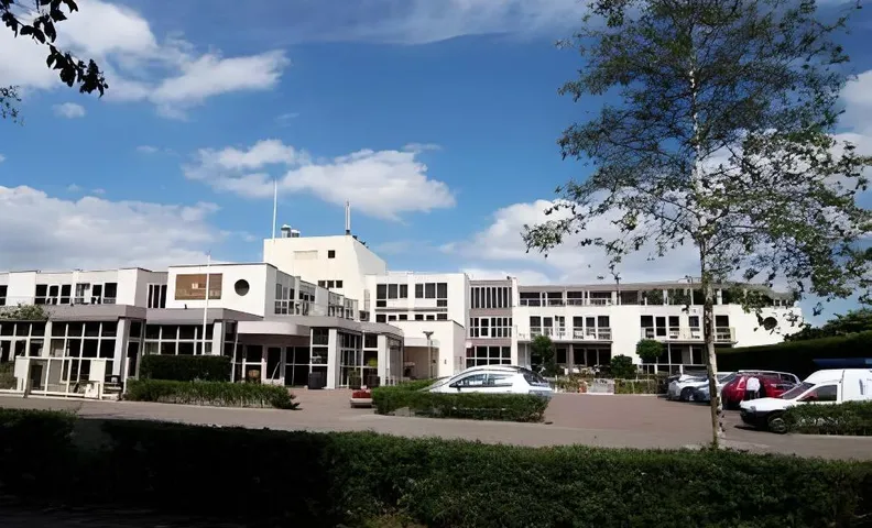 Strandhotel Bos en Duin