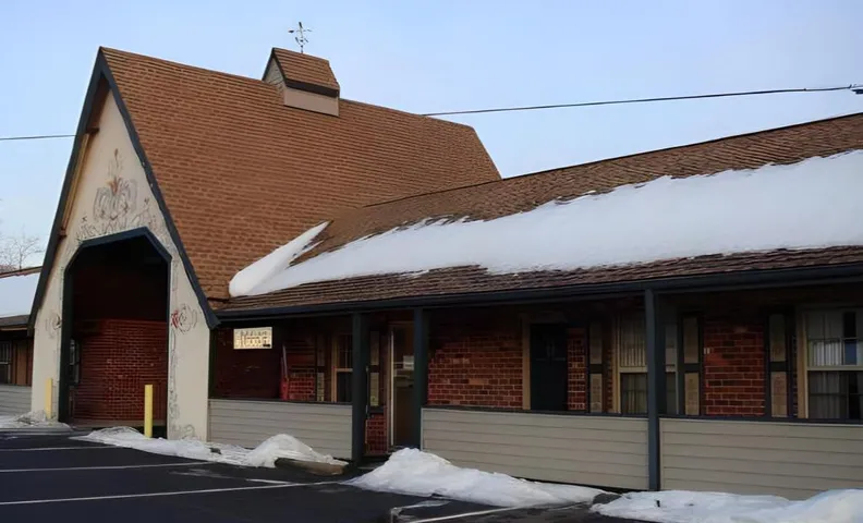 Village Inn