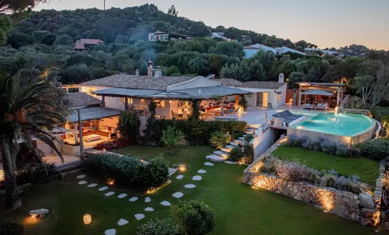 Villa Yakamoz
