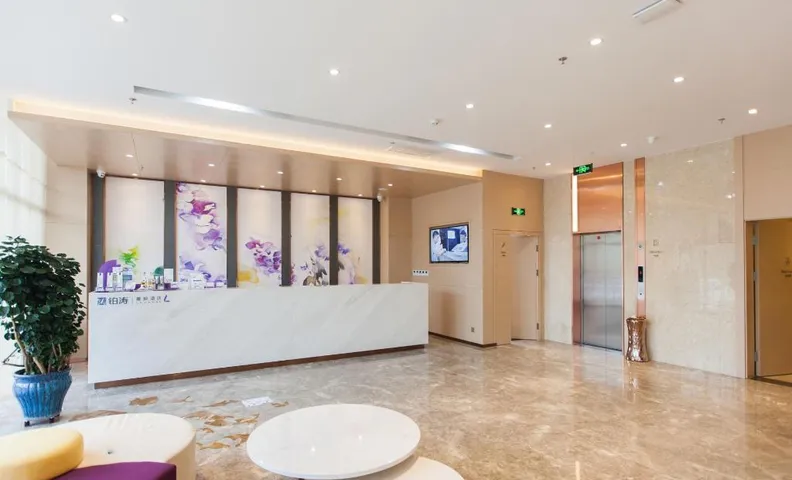 Lavande Hotel Chengde Summer Resort Outer Eight Temples