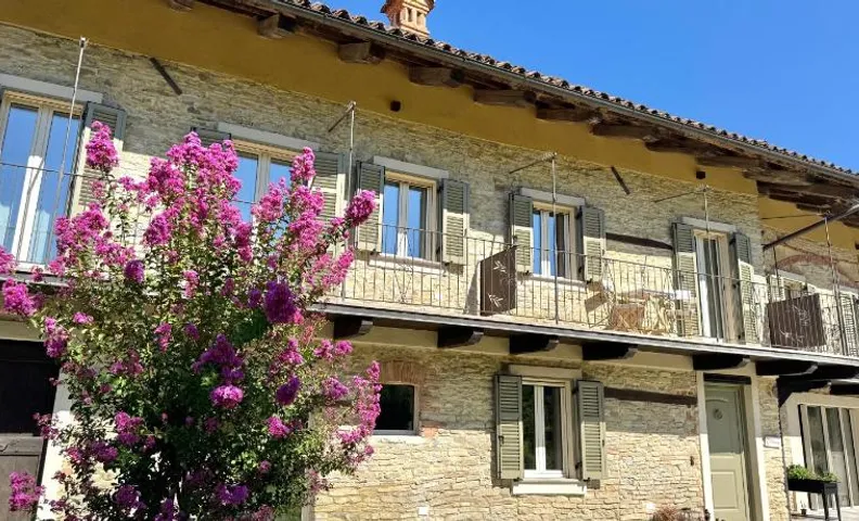 Langhe Ciabot House