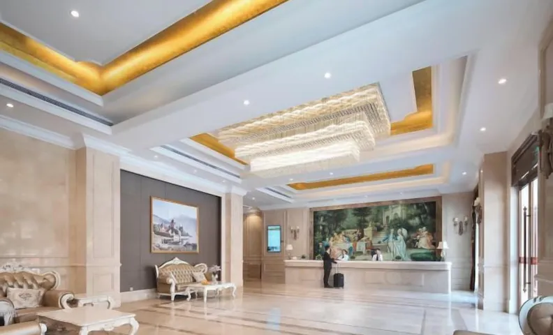 Vienna Hotel (Hengnan Nanyue Airport)