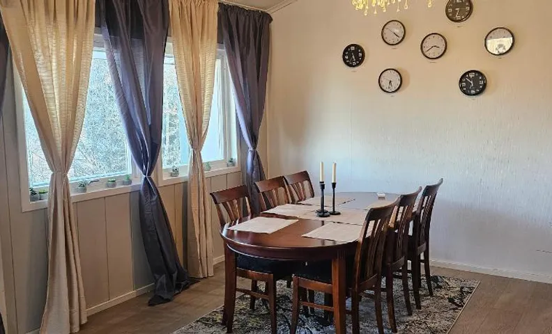 Montana Guest House.