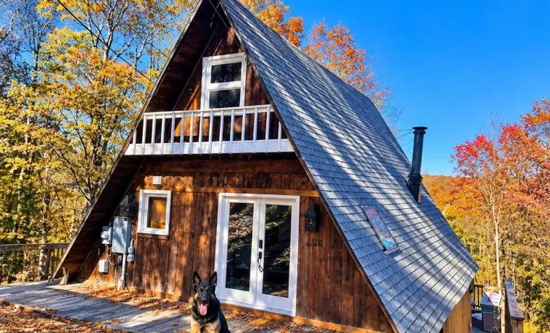 Lovers Edge A-Frame Private Hot Tub & Sauna