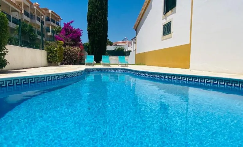 Noly - Shared Pool - 8 Guests - Albufeira