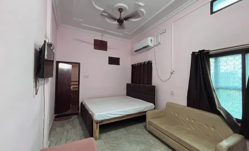 HOTEL PUSHPANJALI