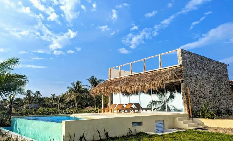 Secret Paradise - Private Beach Eco-Villa