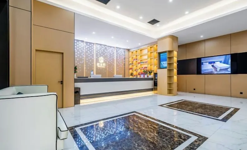 Bai Yas Hotel (Zunyi Haier Avenue &Wuyue PIaza Branch)