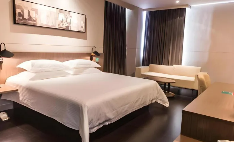 Jinjiang Inn Select Hohhot Chengjisihan Square Metro Station