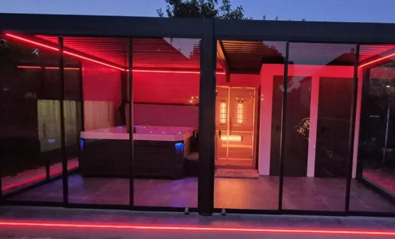Marco Art Vendégház Jakuzzi, Finn-Infra Sauna - 3 éjszakától ingyenes wellness használat