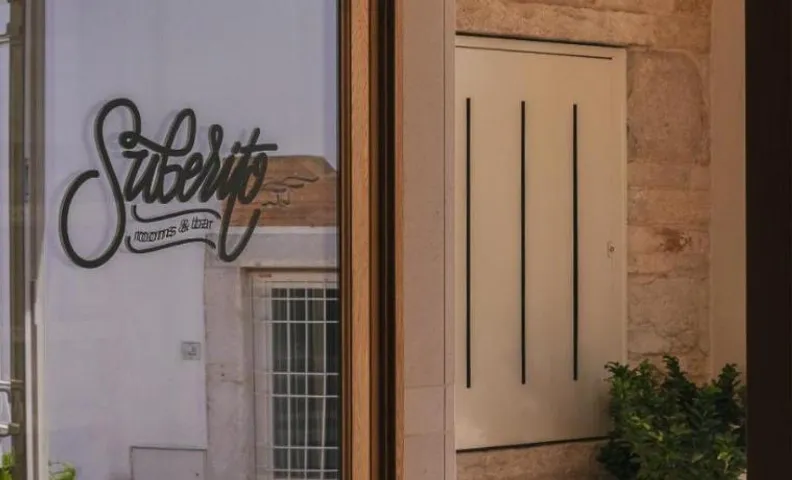 Suberito rooms&bar
