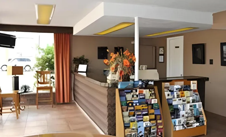 Copper Manor Motel