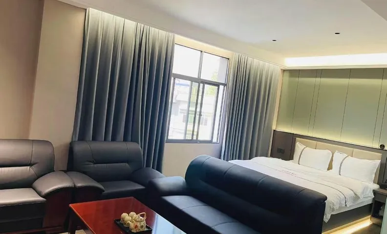 Huazhe Hotel (Mengzi People's Hospital)