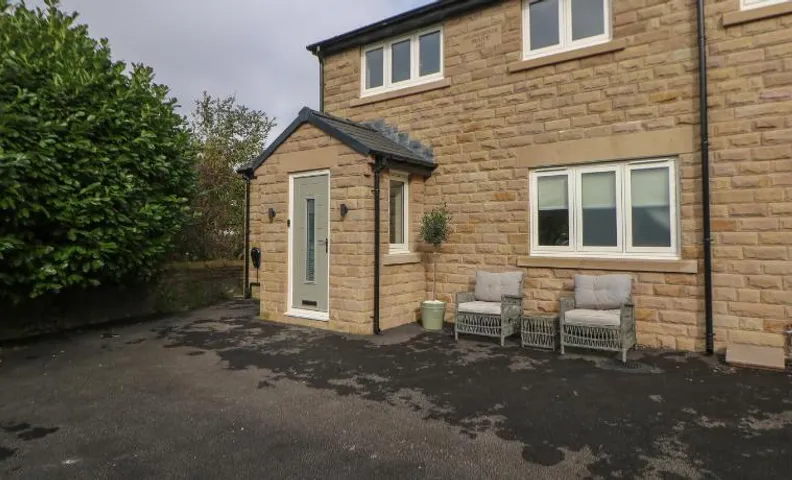 Netherdale House