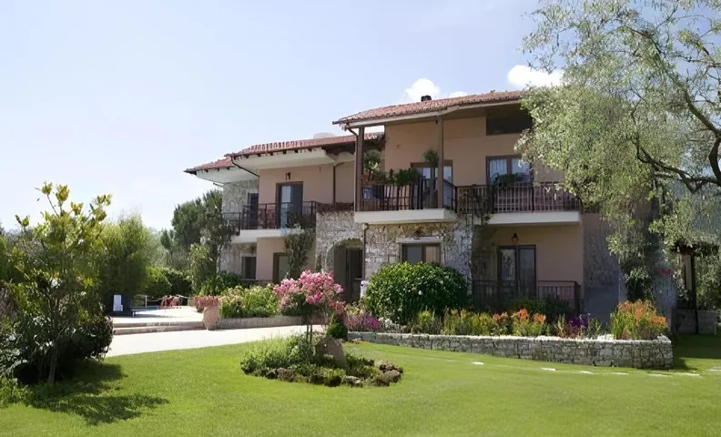 Nikoleta Hotel and Villas
