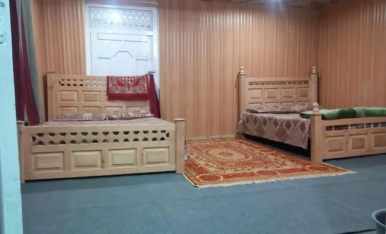 파라다이스 로지 케란