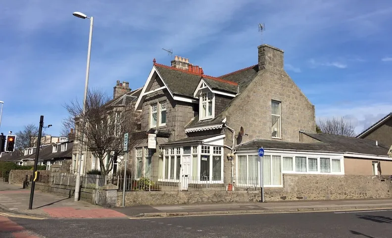 브렌트우드 빌라 B&B