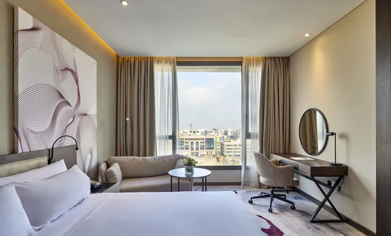 크라운 플라자 웨스트 카이로 아르칸 바이 IHG