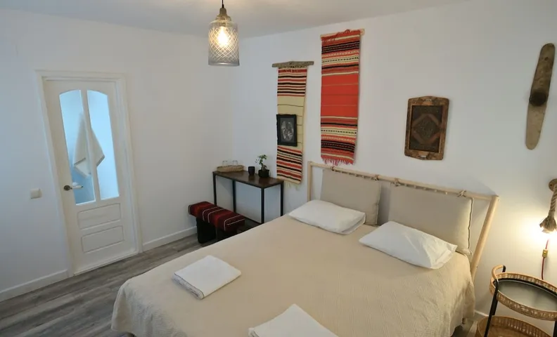 Alunis Retreat