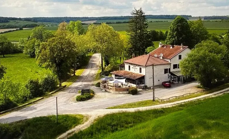 Logis Le Relais de la Voie Sacree