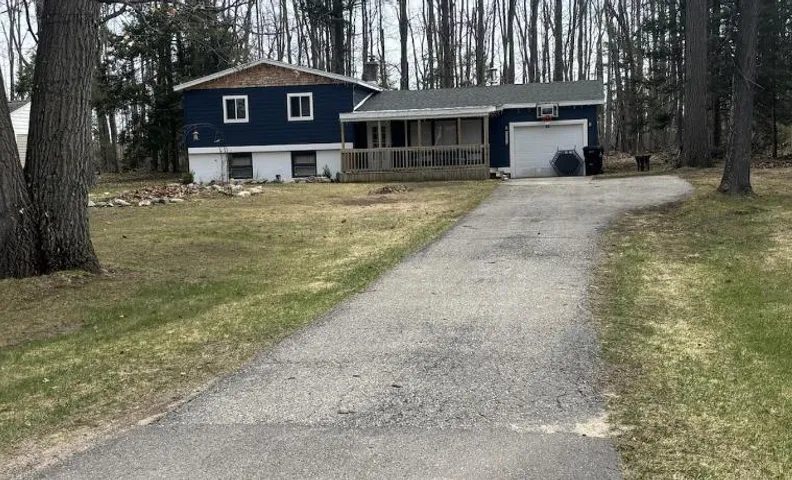 Trailside Lake Retreat