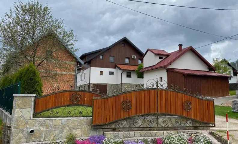 Ethno House Izvor