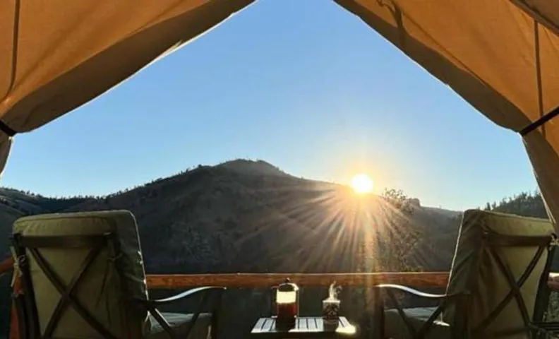 Tent 1 Oxen-Le-Fields Montana