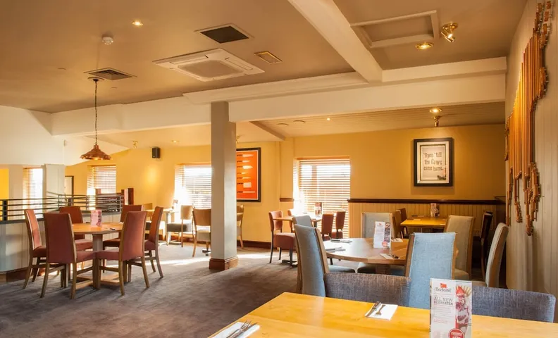 Premier Inn Liverpool North