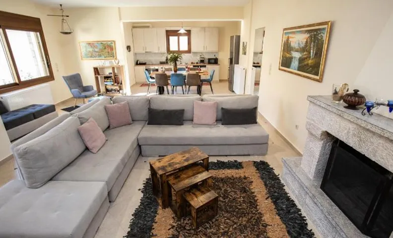Gravia's Villa