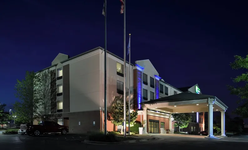 홀리데이 인 익스프레스 & 스위트 뉴 베를린 바이 IHG