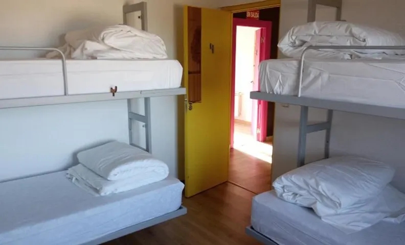 Albergue Fresno de Cantespino - La Tormenta